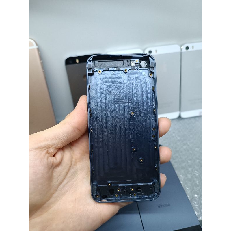 Vỏ 5G Đen xanh Zin new.