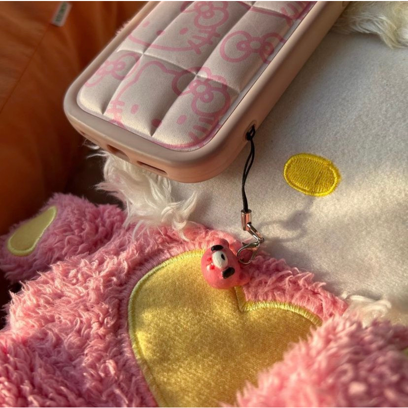 - dây móc điện thoại Glommy Bear