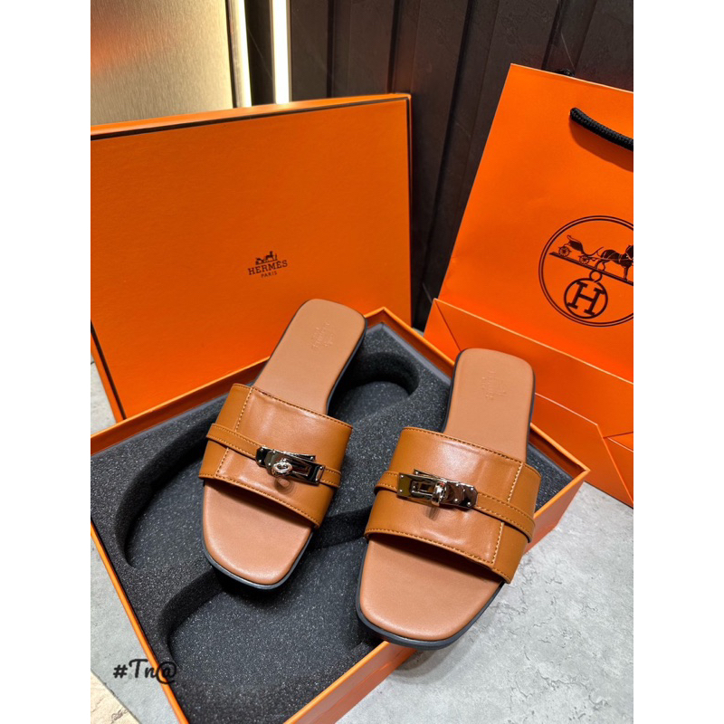 Lê Khoá HM Trắng Nâu Full Size 35-39  -  By Anh Dinh Phuong