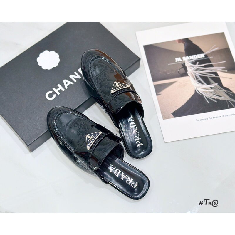 Sục Prada Bóng Full Size 35-39  -  By Anh Dinh Phuong