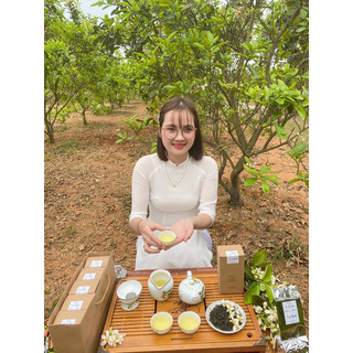 Trà Hoa Bưởi, trà Tân Cương Thái Nguyên ướp hoa bưởi sạch, loại đặc biệt thơm ngon hảo hạng đóng gói 50g, 100g.