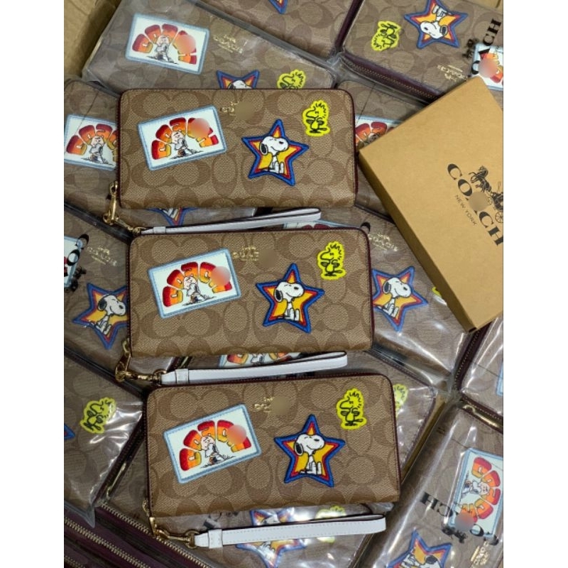 VÍ COACH Coach X Peanuts Long Zip Around Wallet