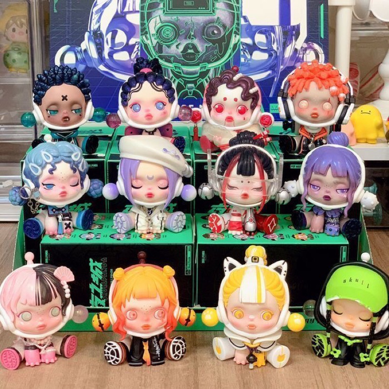 Mô hình SkullPanda City of Night Series Fashion Icon