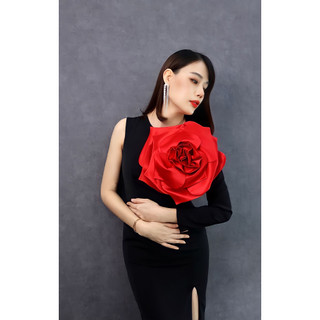 Đầm body xẻ tà phối hoa 3D cao cấp - Angel V