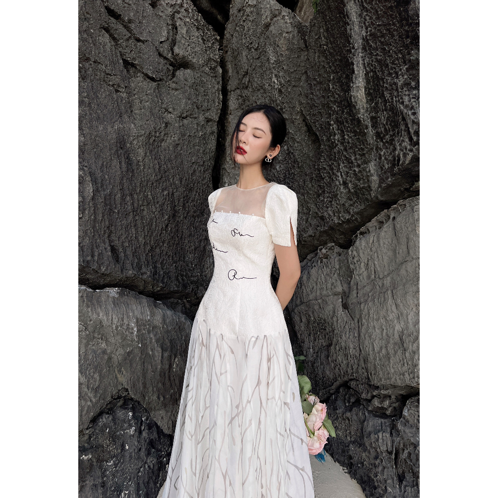 CHICHI - Váy Gấm hoa hồng vân nổi phối vải tơ Robe Champ de roses