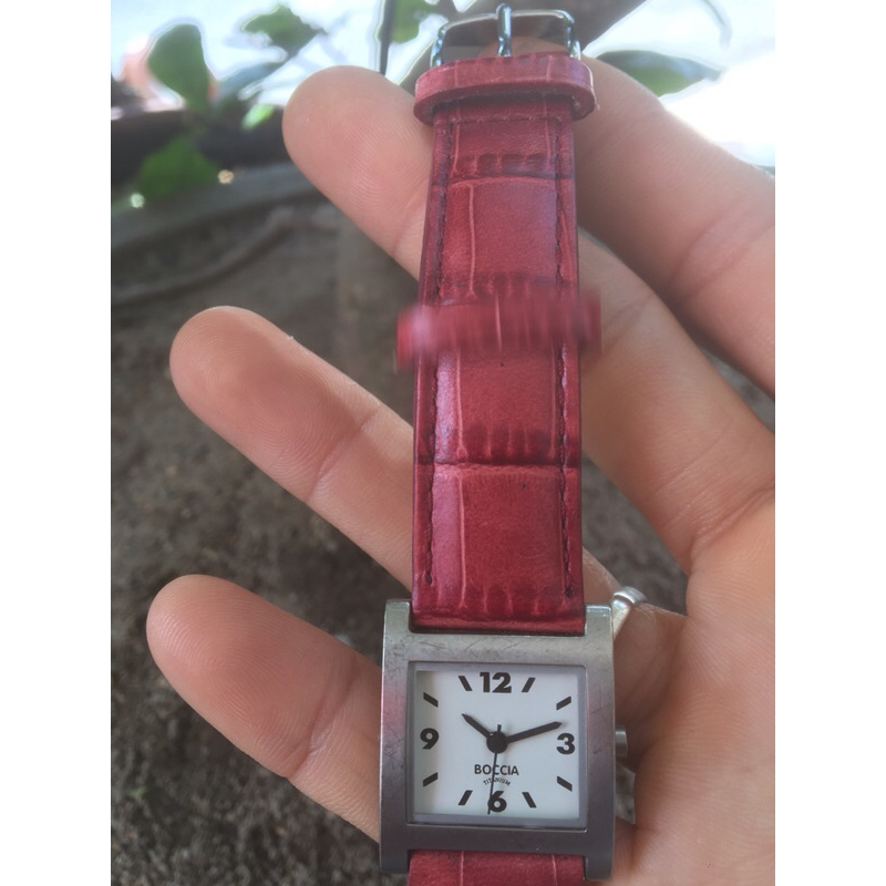 Đồng hồ nữ Nhật si !