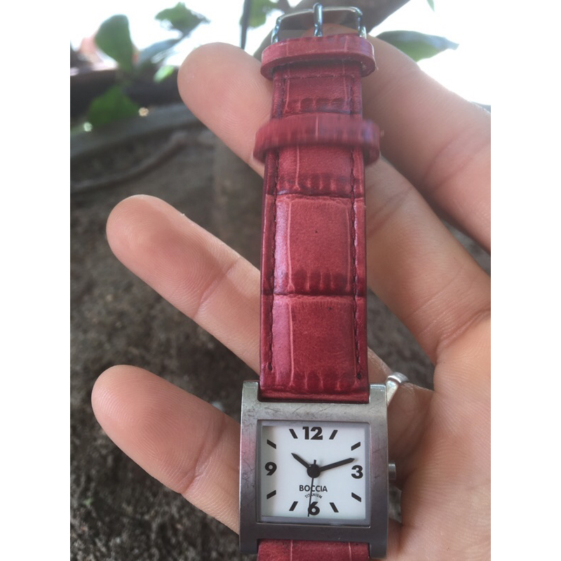 Đồng hồ nữ Nhật si !