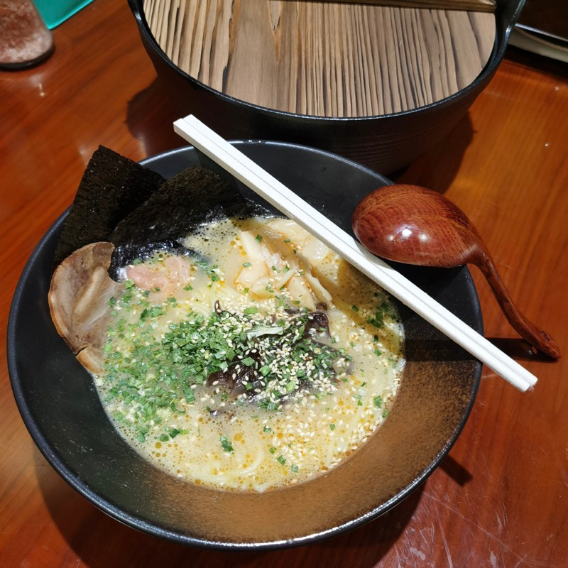 Bộ bát đĩa gốm sứ màu đen phong cách Nhật Bản, bát đĩa decor