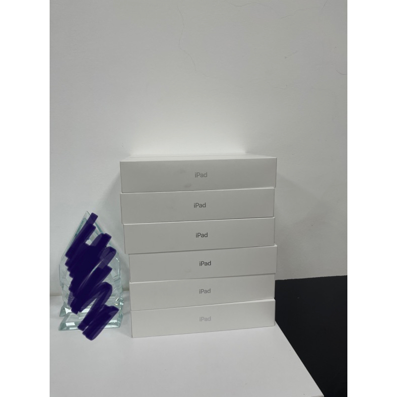 Hộp rỗng đựng ipad gen 9 chính hãng, vỏ hộp ipad gen 9