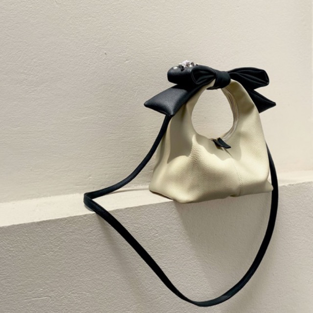 Túi nữ Chow bag Hérisson màu kem + nơ + quai dài