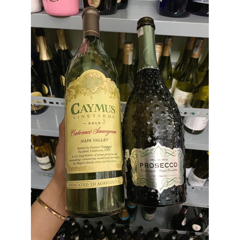 Vỏ chai rượu trang trí Caymus