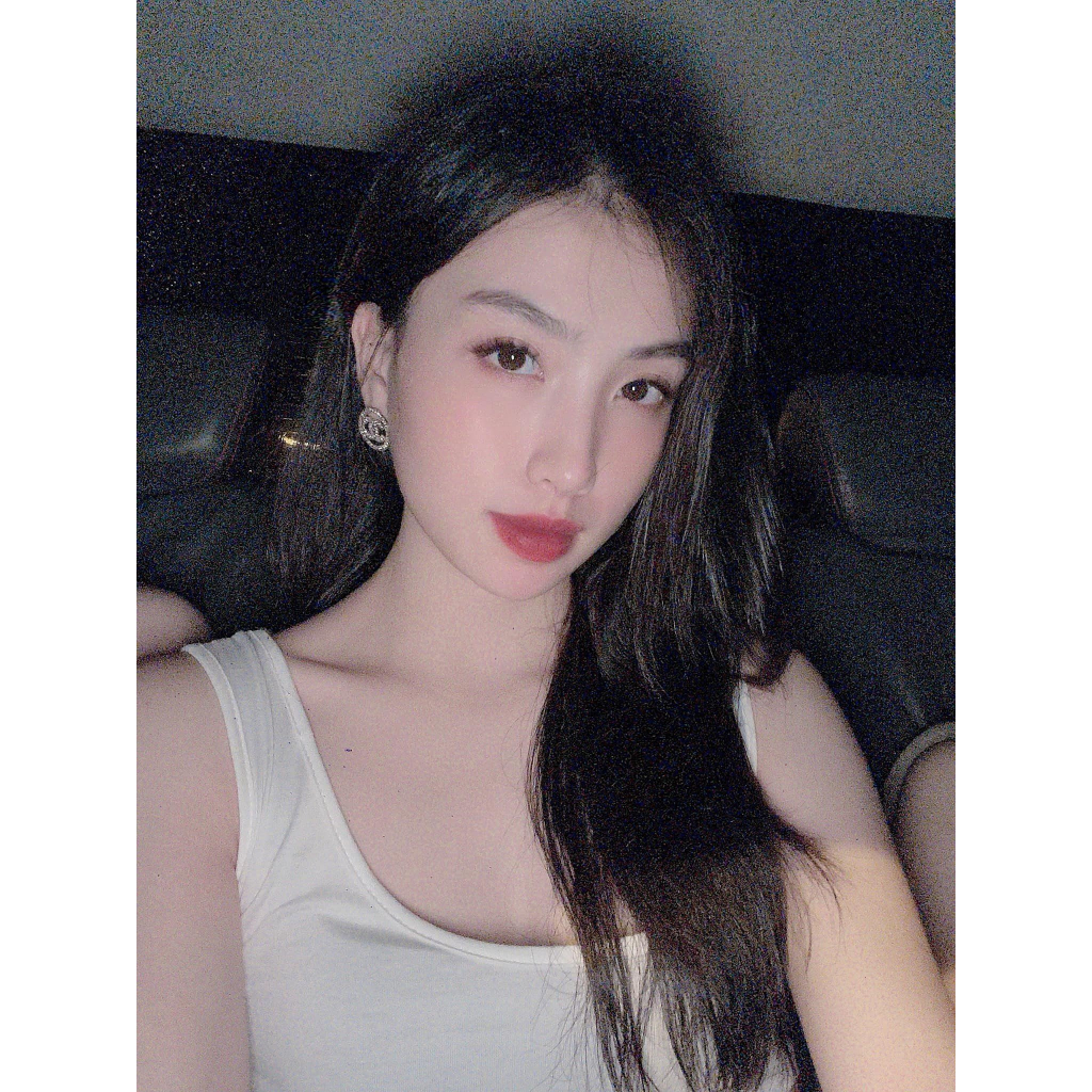 Khuyên tai hiệu tròn X full đá sang chảnh EX39