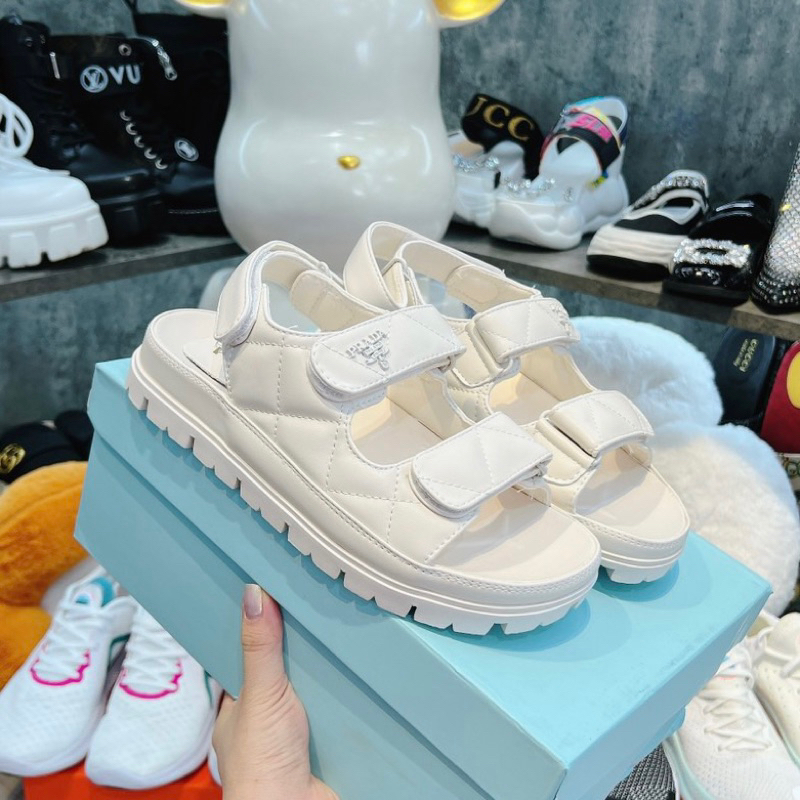 Sandal Prad Đen Trắng hàng qccc fullbox bill túi giấy