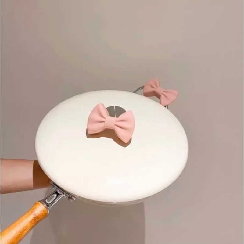 Lót Xoong nồi nhà bếp silicone 1 cặp hình nơ dễ thương