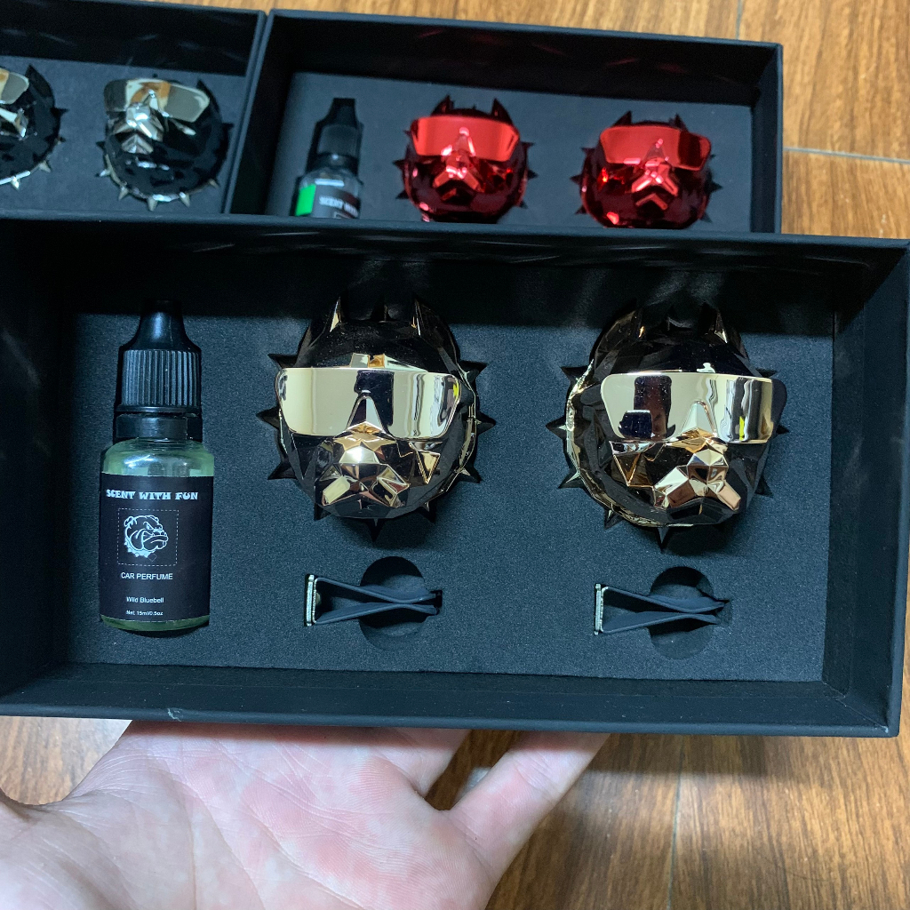 Nước hoa cài cửa gió điều hòa ô tô đầu chú Pitbull