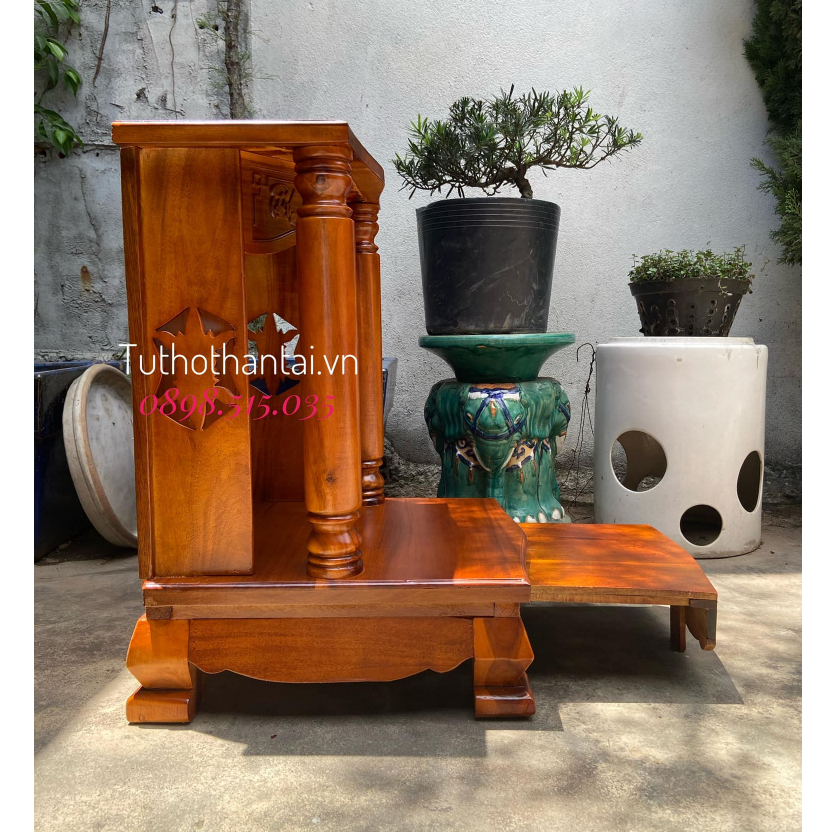 Bàn thờ thần tài gỗ Tràm cột Tròn trơn 50 X 68CM