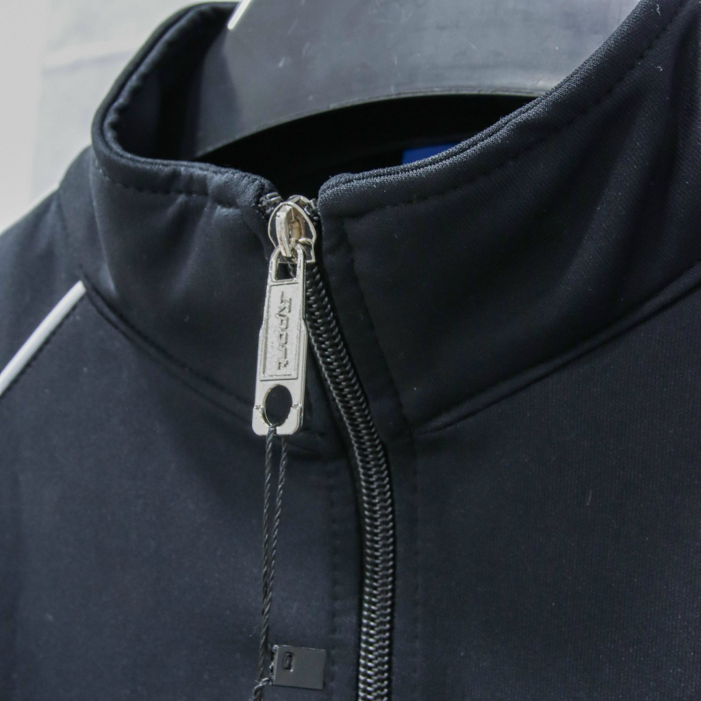 Áo Khoác Nam Nữ Vải Thun Da Cá Mềm Mịn Dầy Dặn Co Giãn Chạy 2 Sọc Tay .XTM