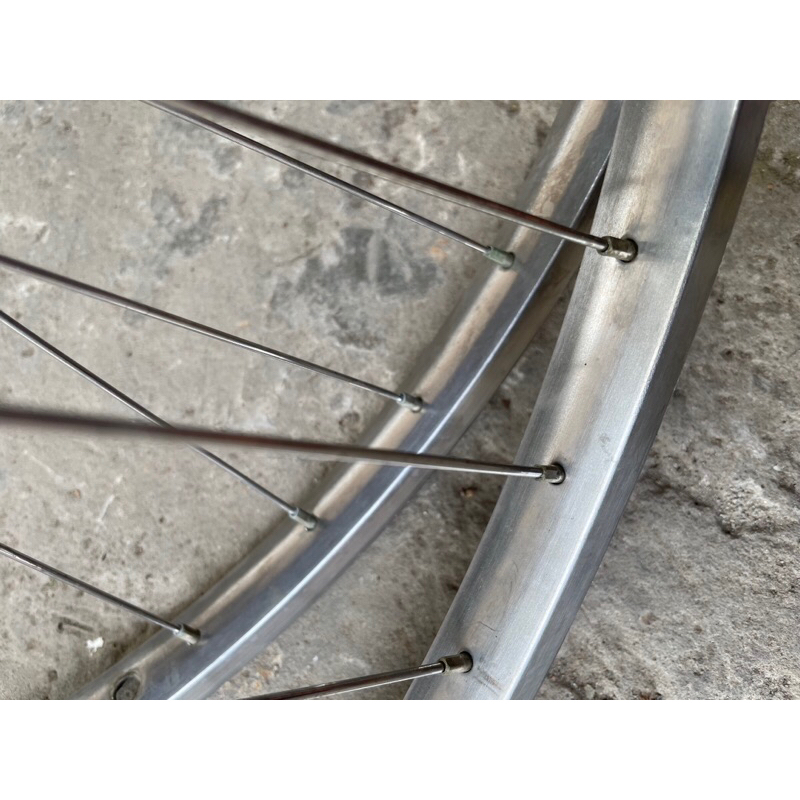 Bánh xe đạp nhật bãi 26 in | Căm nan hoa | Vành Inox zin | Hàng Nhật Bãi - Nguyên Zin