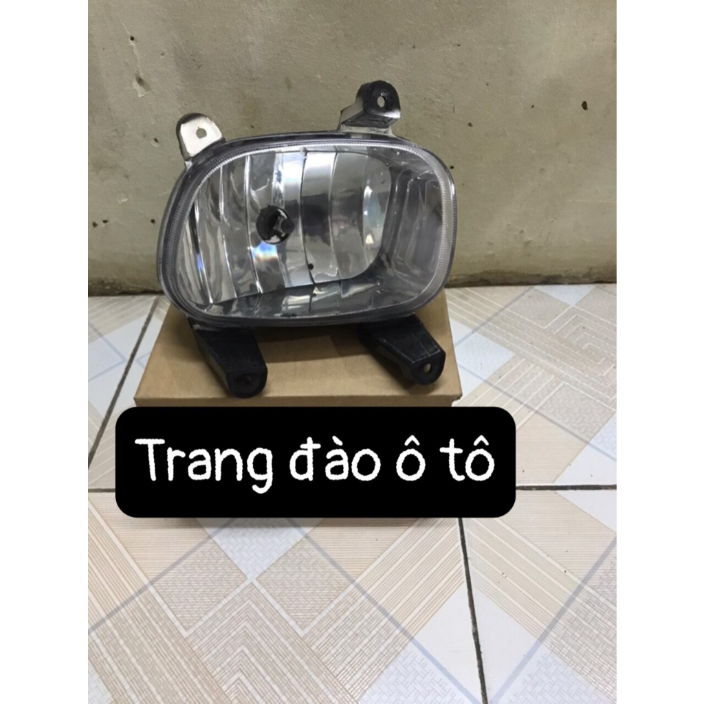 1 cái đèn gầm kia bonggo 3