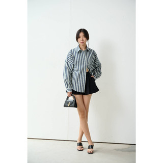 Áo Somi Sọc Trắng Xanh Nữ AT MODA DE LITA