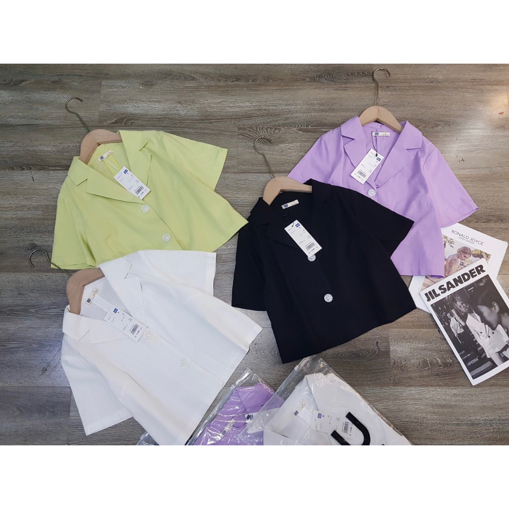 Áo sơ mi linen croptop G.U