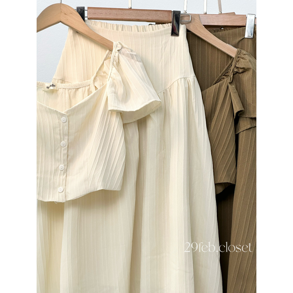 Set áo khuy trước kèm chân váy chất đũi gân dáng xòe dài - 29feb.closet - S105 | BigBuy360 - bigbuy360.vn