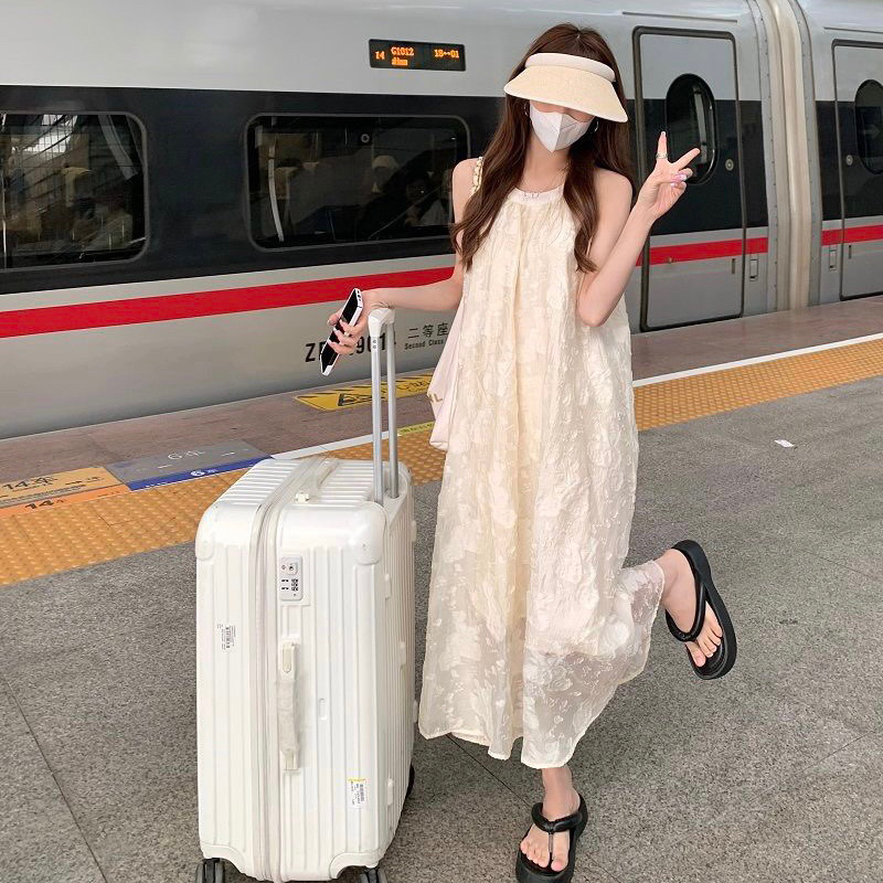 Đầm cổ yếm không tay màu be maxi dáng dài form rộng du lịch đi biển vải 2 lớp phong cách dịu dàng hàn quốc
