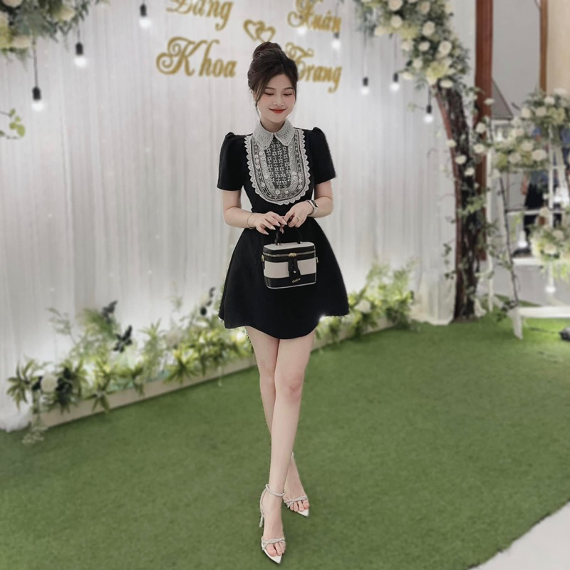 ĐẦM MIDI REN NGỰC