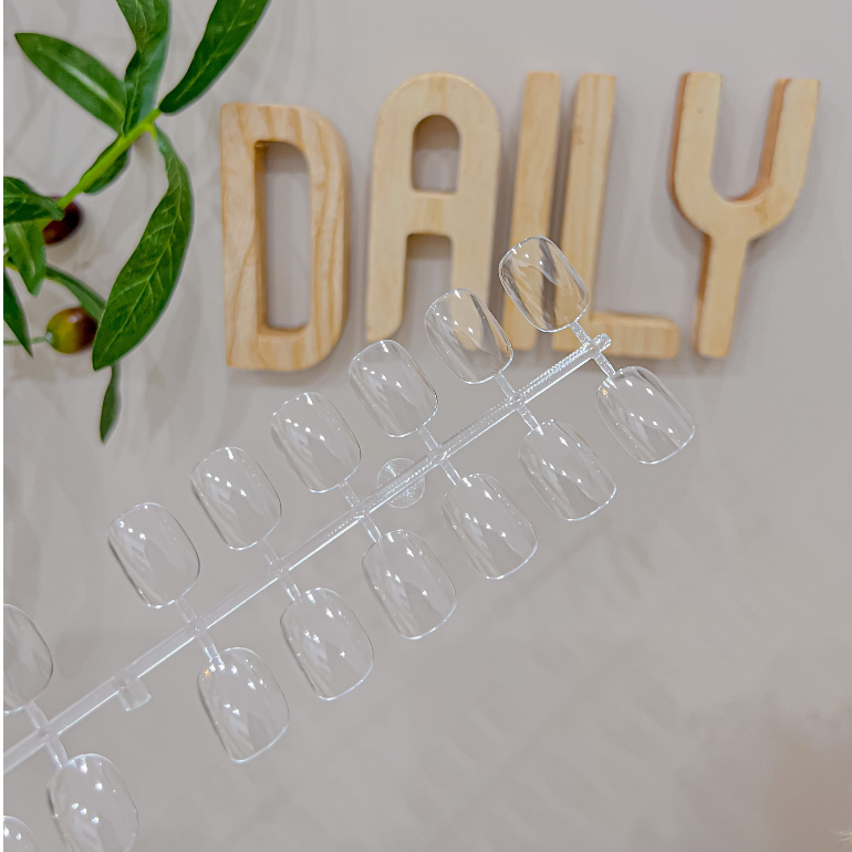 Que móng vẽ mẫu, trang trí nhiều loại làm móng