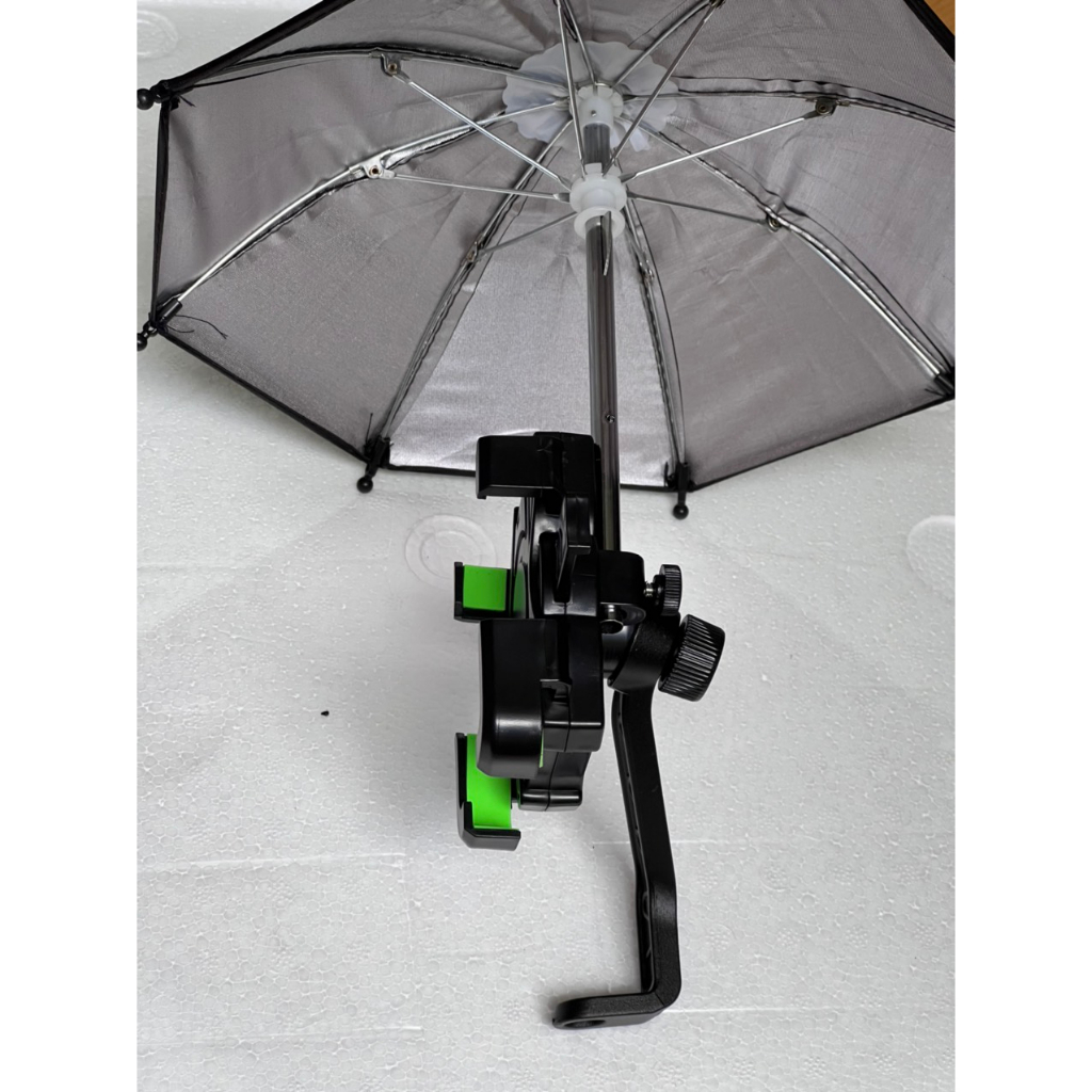Giá đỡ kẹp điện thoại HT-507 có ô che mưa che nắng dùng cho xe máy
