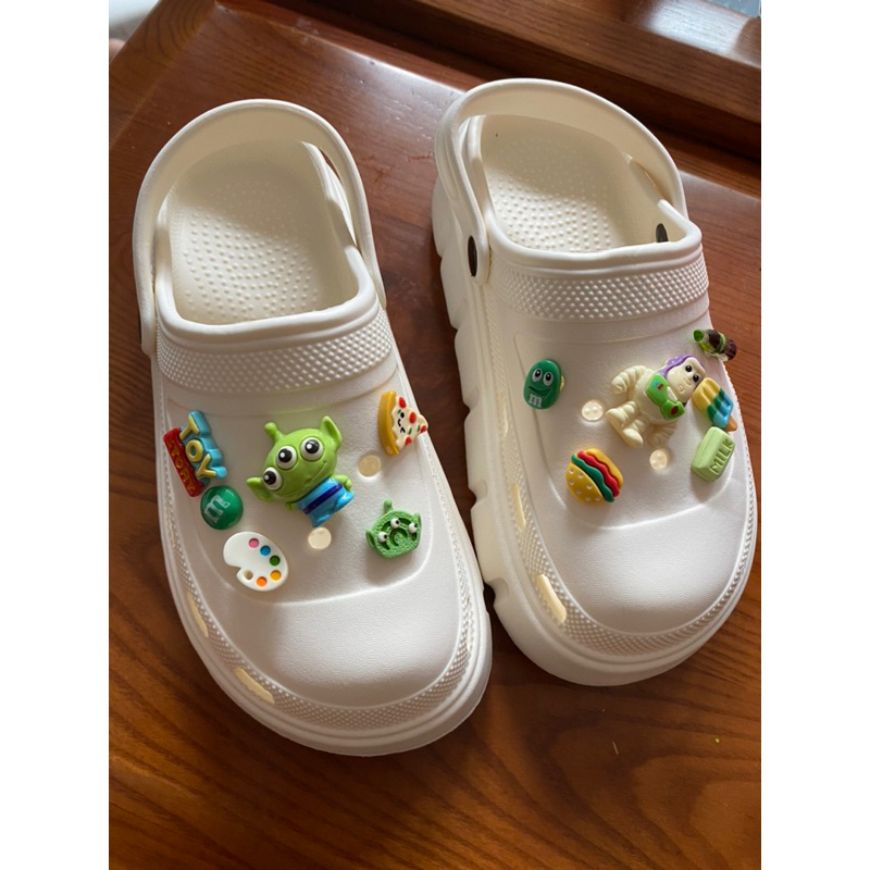 Dép phi hành gia sale rẻ