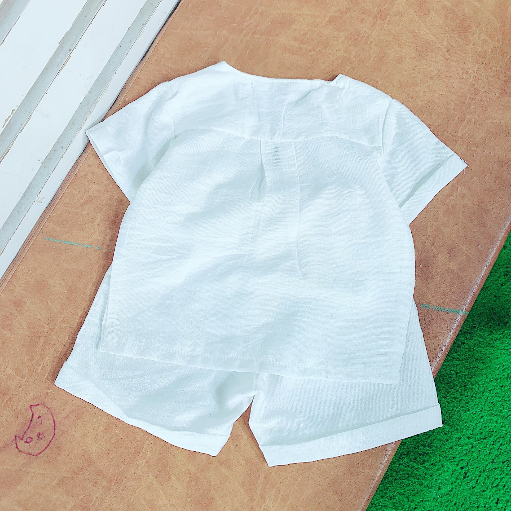 Bộ quần áo bé trai đũi tơ mềm mát 6kg đến 18kg màu trắng