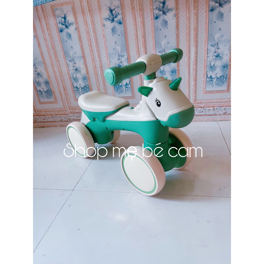 Xe chòi chân thăng bằng cho bé có đèn có nhạc 1-4 tuổi