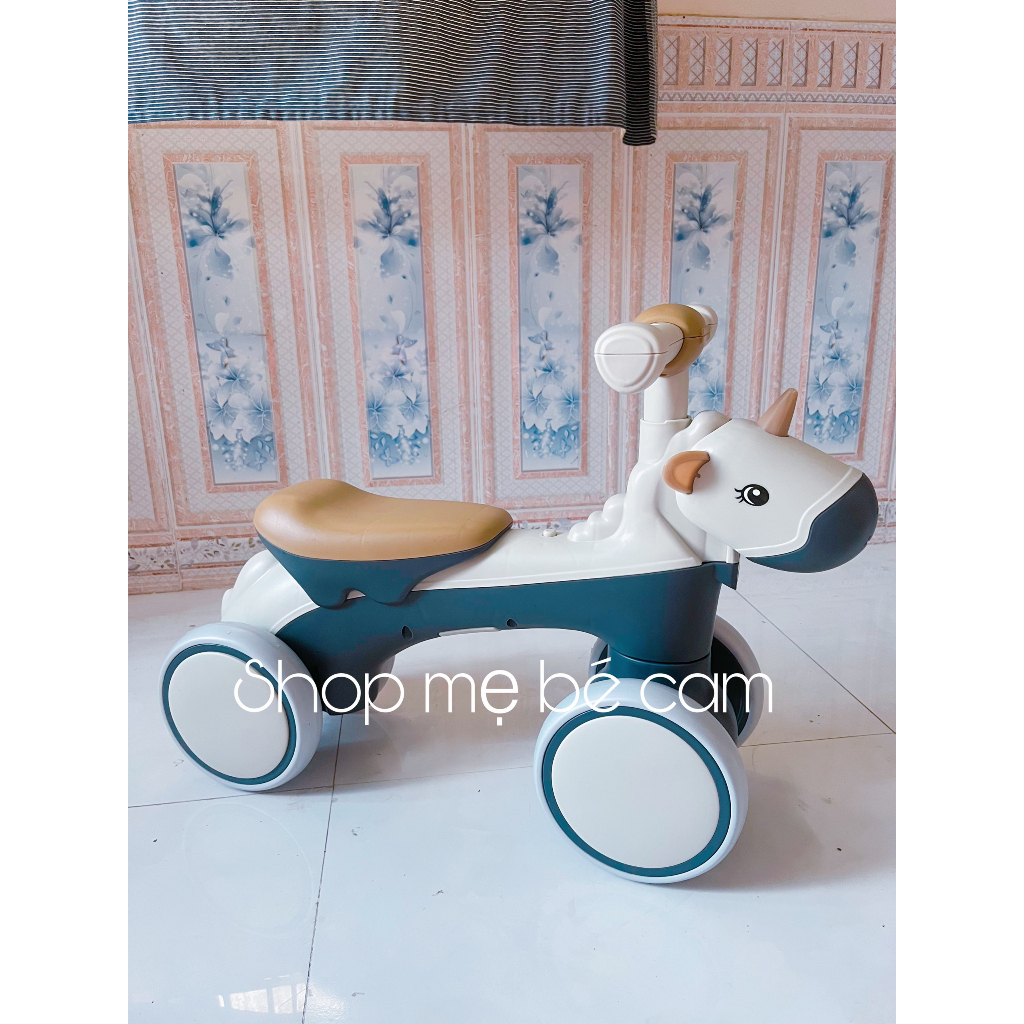 Xe chòi chân thăng bằng cho bé có đèn có nhạc 1-4 tuổi