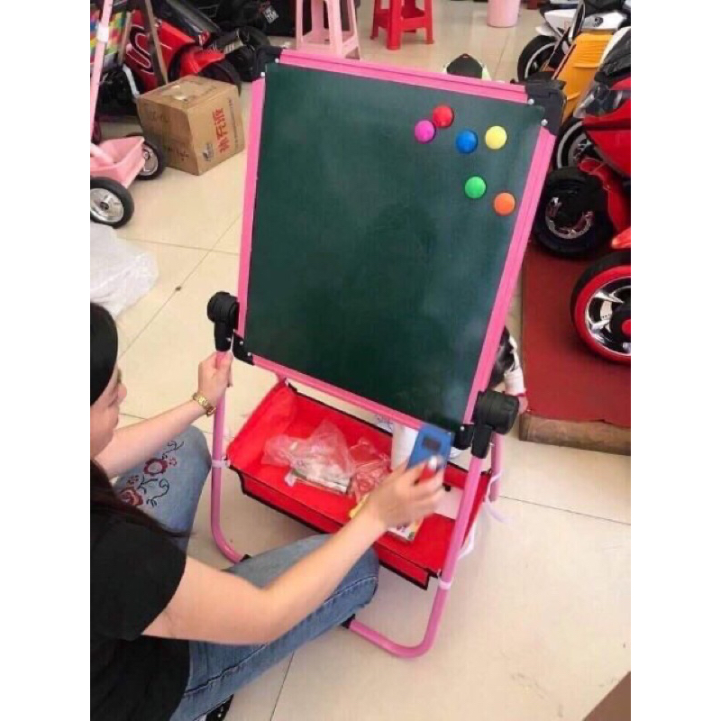 Bảng vẽ 2 mặt gắn được nam châm kích thước 48*53cm