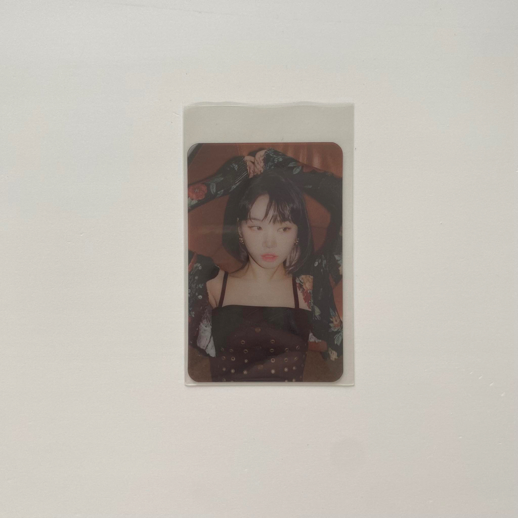 Card ảnh ANTIFRAGILE Ktown4u / Weverse - LE SSERAFIM