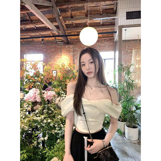 Áo trễ vai croptop