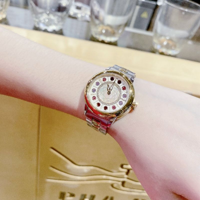 Đồng hồ nữ Fendi đá 7 màu siêu đẹp, dây mix demi vàng trắng