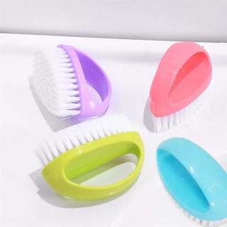 Bàn chải mẫu tròn chiếc lá