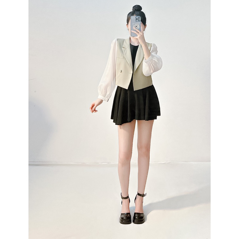 Vest blazer croptop 2 nút tay voan