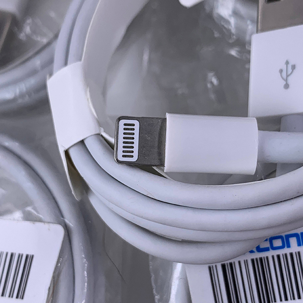 Cáp sạc Foxconn cho điện thoại iP 7/ 7 Plus, Xs/ Xs Max, 11/ 11 Pro/ 11 Pro Max, 12/ 12 Pro/ 12 Pro Max - Cafe2fone