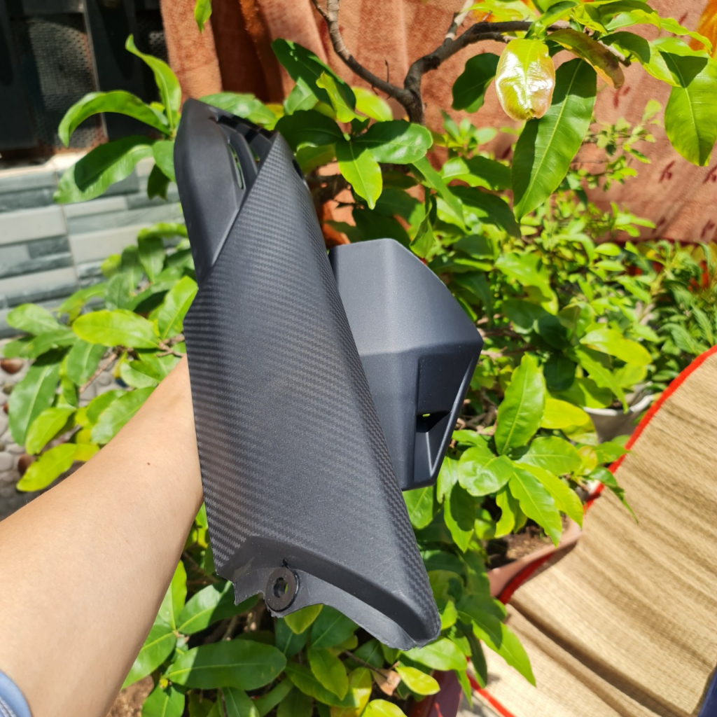 Ốp pô và chụp đích pô xe winner v1 màu đen nhám gắn pô zin, pô độ