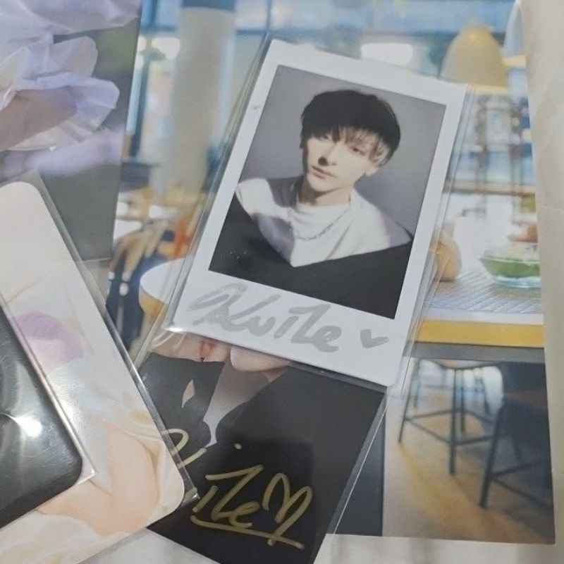 Pola, photocard Knite