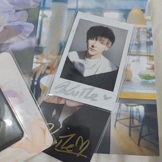 Pola, photocard Knite