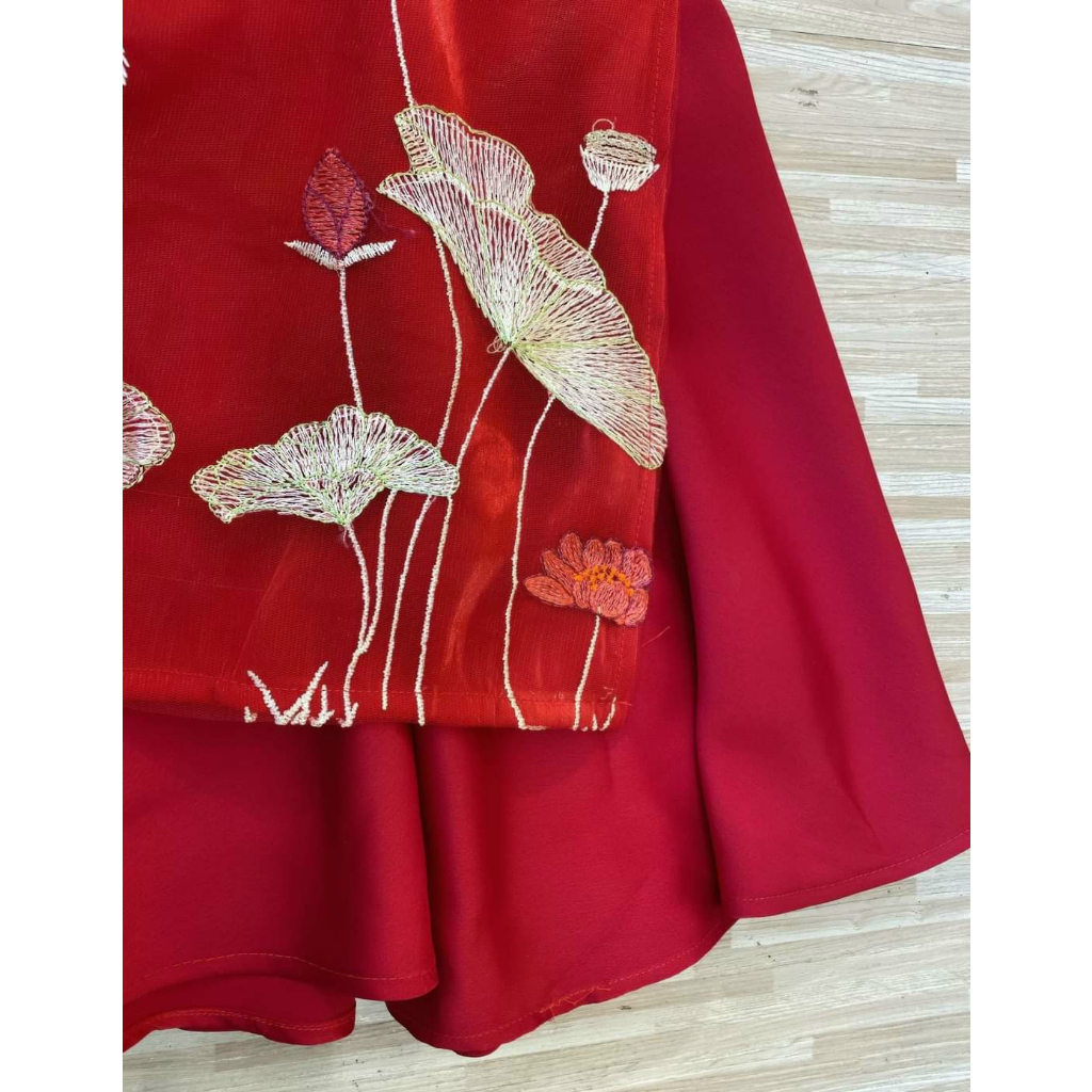 Áo dài bé gái, áo dài cách tân cho bé gái Hoa Sen đỏ, vàng tay bồng, chân váy 2 lớp xịn xò cao cấp