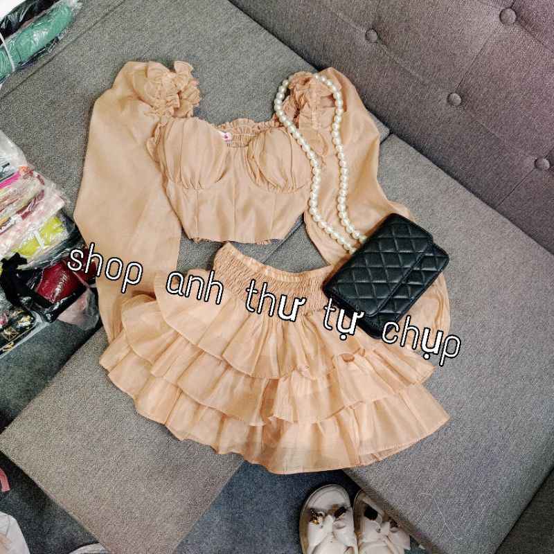 Set váy voan tầng tay dài phối bèo