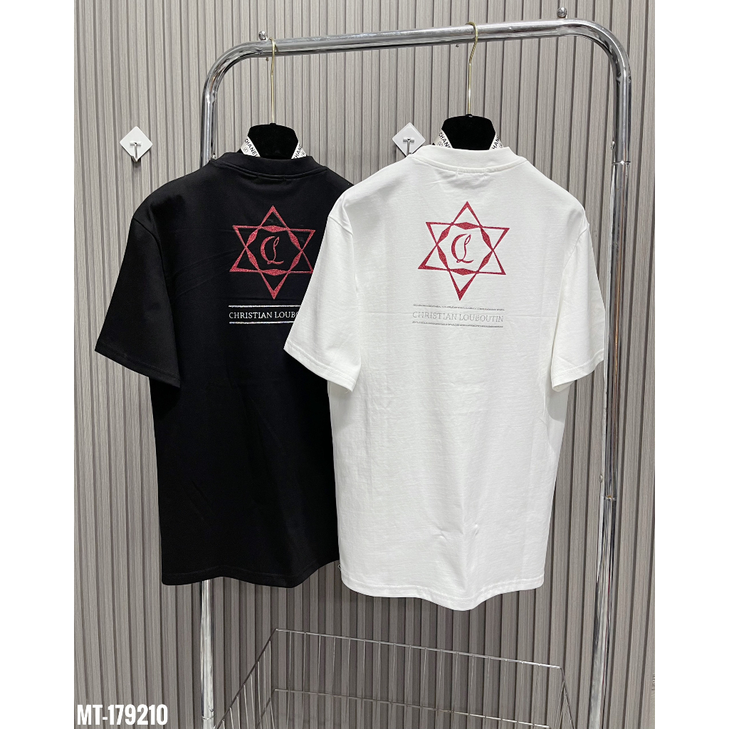 Áo Phông Louboutin họa tiết đôi môi đỏ trắng Hàng siêu cấp ép kim tuyến trước sau. Áo Thun Unisex Nam Nữ Hotrend 2023.