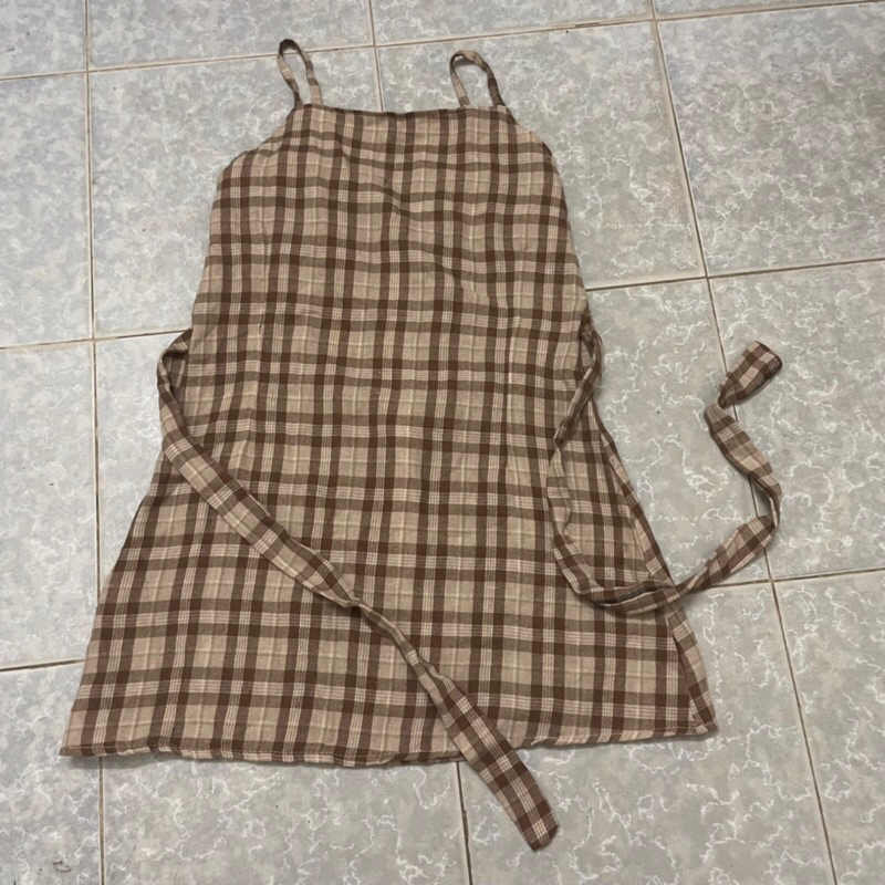 Pass đầm 2 dây caro nâu vintage ulzzang tiểu thư size m