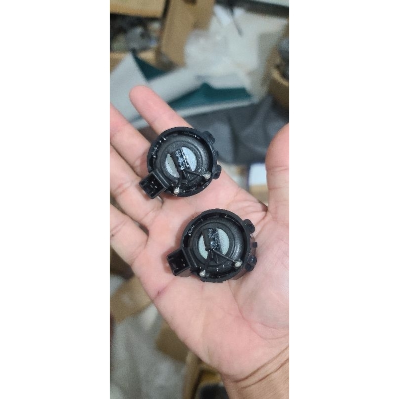 Chép lắp cho xe Huyndai 20w giá 1 cái 35k