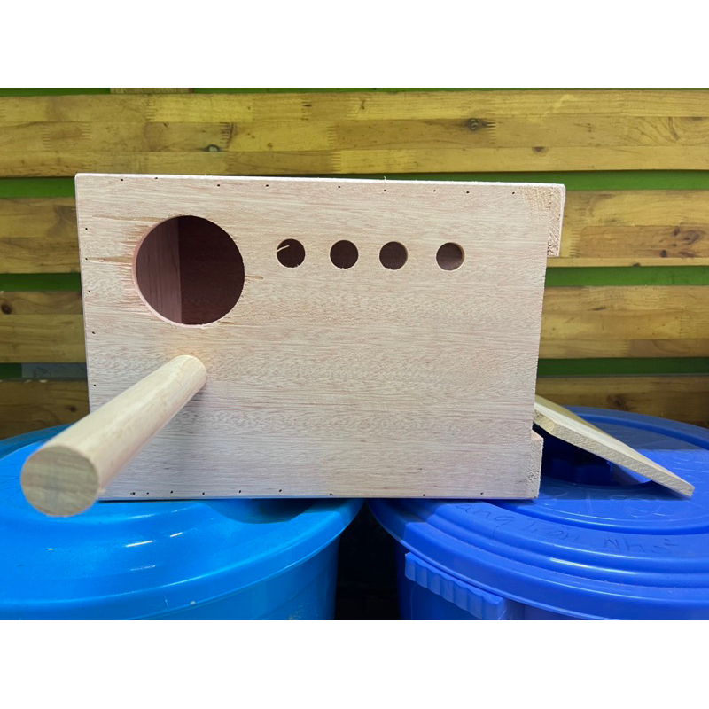 - Tổ Sinh Sản Sun,Lori, Monk, Gc và các dòng cùng size (ko khây)KT : 25x25x35